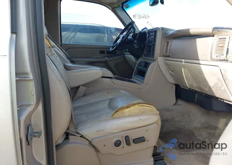 2005 Chevrolet Tahoe Z71 из США, поврежденный, VIN 1GNEC13T05R199179